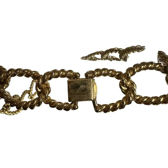 5/$20 Metallic Chain Link Necklace - Picture 2 of 2